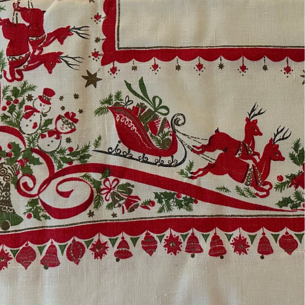 Vintage Retro Holiday Christmas  Tablecloth with Red and Green Design